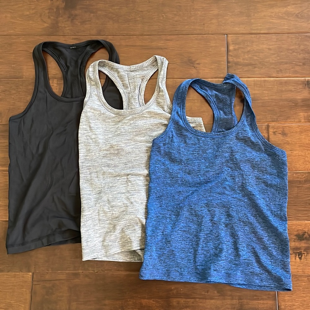LULULEMON CROPPED RAZORBACK TANK SIZE 6